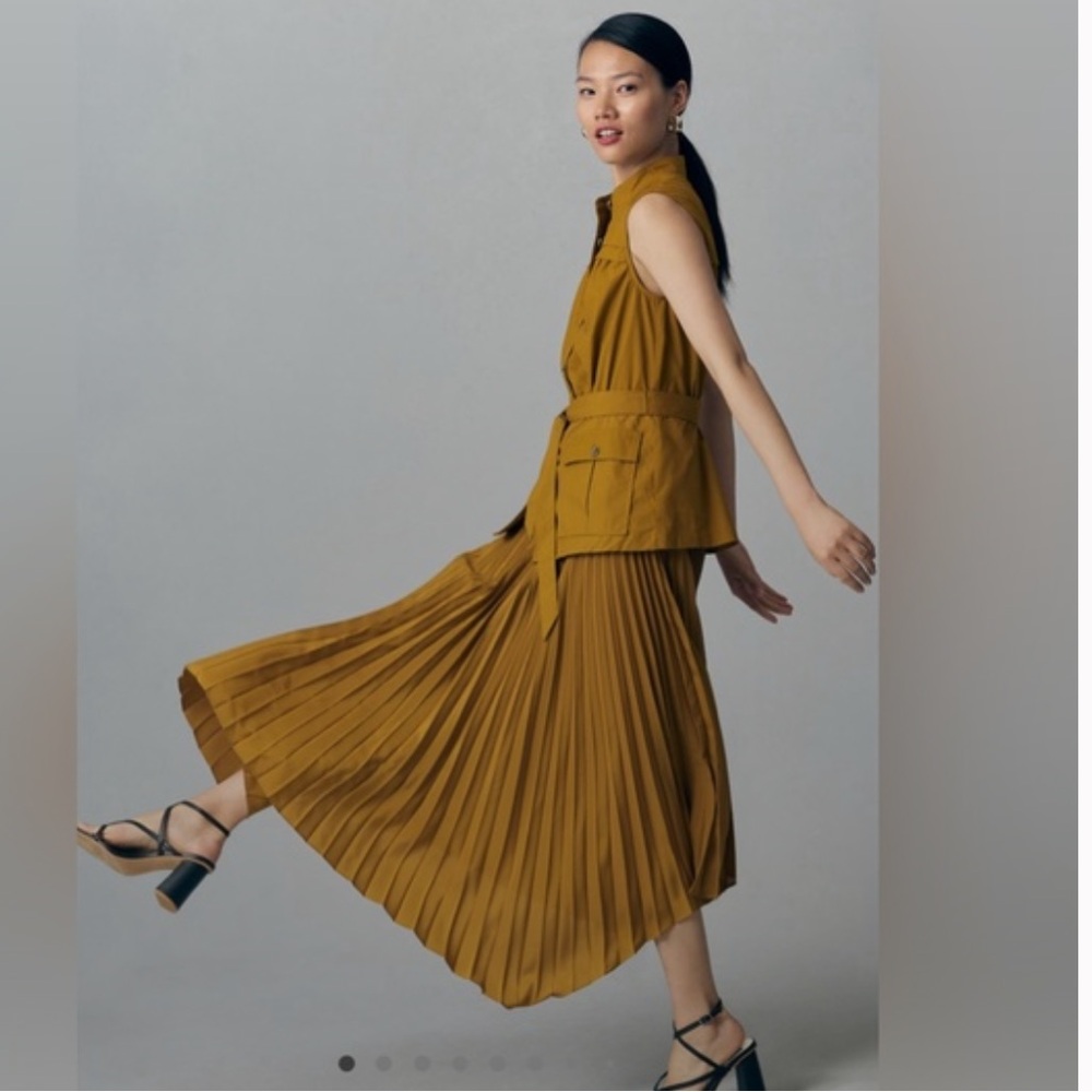 Anthropologie Sleeveless Vest Pleated Midi Dress